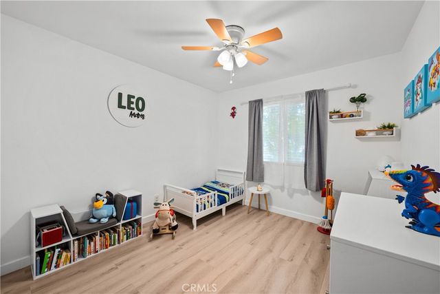 26914 Via Terraza, Saugus, CA 91350