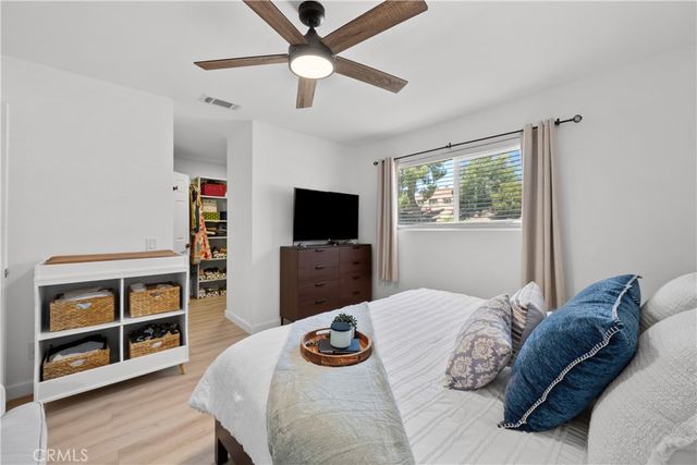 26914 Via Terraza, Saugus, CA 91350