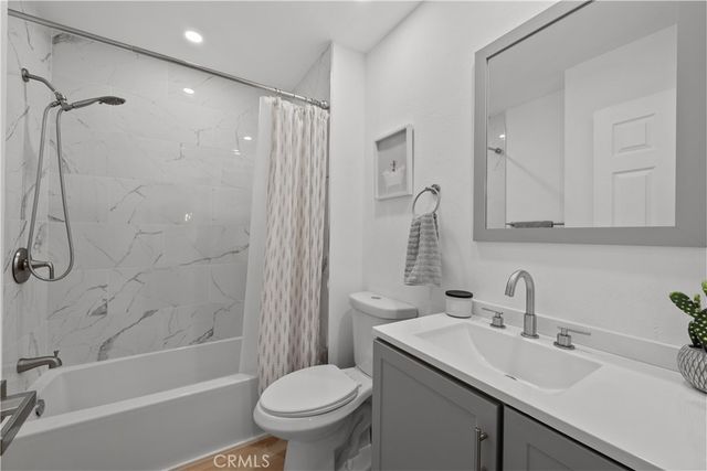 26914 Via Terraza, Saugus, CA 91350