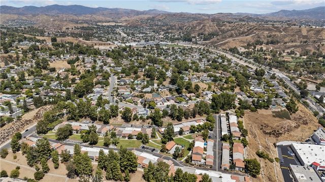 26914 Via Terraza, Saugus, CA 91350