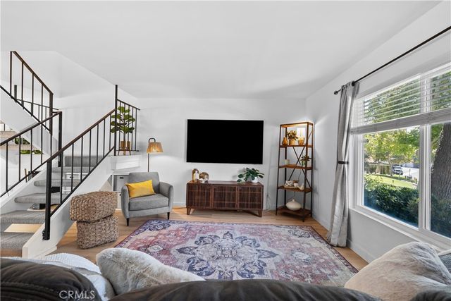 26914 Via Terraza, Saugus, CA 91350