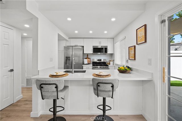 26914 Via Terraza, Saugus, CA 91350