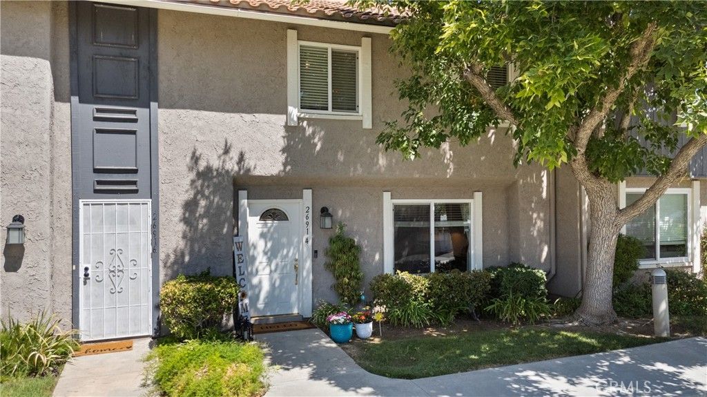 26914 Via Terraza, Saugus, CA 91350