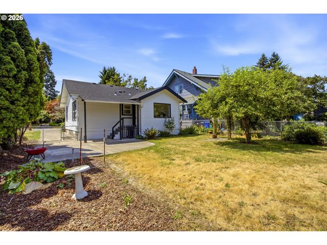 625 N STAFFORD St, Portland, OR 97217