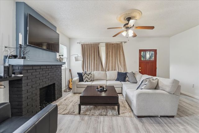 4602 Junius Street, Dallas, TX 75246
