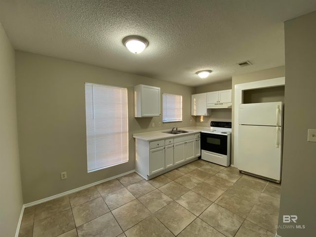 6394 Schoel Lane, Gulf Shores, AL 36542