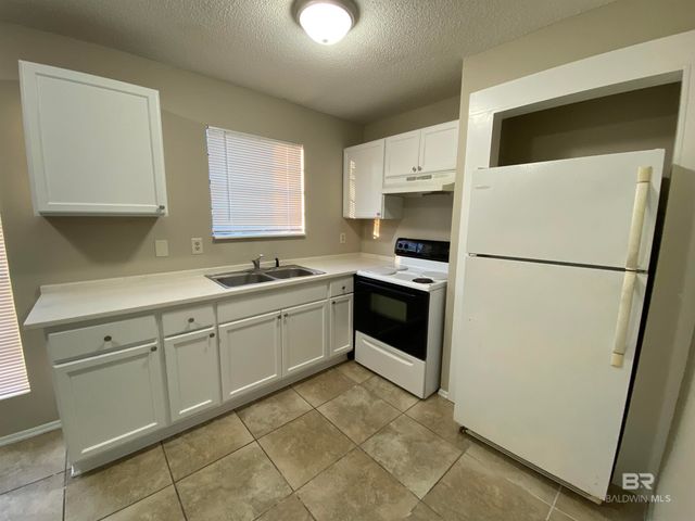 6394 Schoel Lane, Gulf Shores, AL 36542