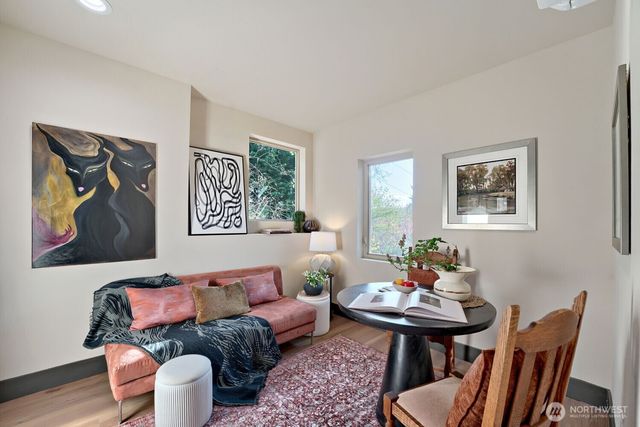 4586 22nd Avenue SW, Seattle, WA 98106