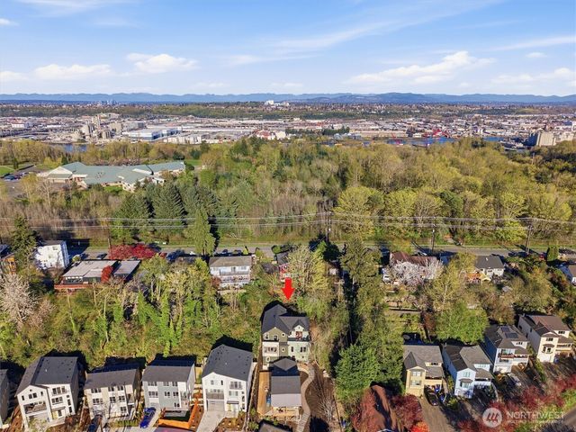 4586 22nd Avenue SW, Seattle, WA 98106