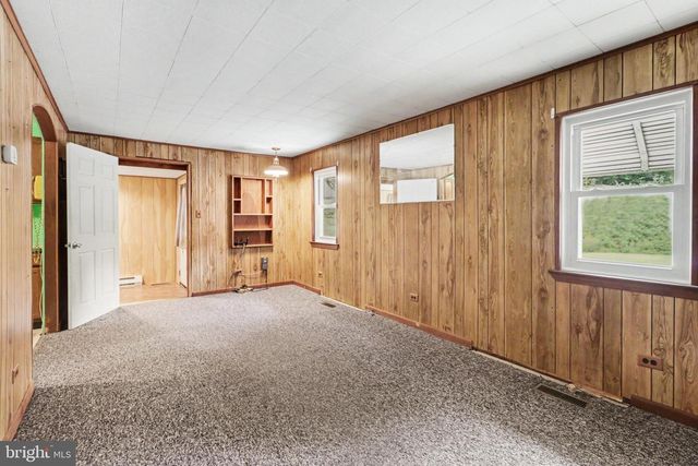 11 MORGAN ST, Duncannon, PA 17020