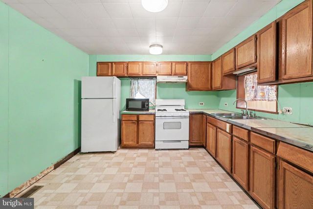 11 MORGAN ST, Duncannon, PA 17020