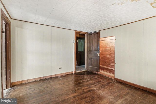 11 MORGAN ST, Duncannon, PA 17020