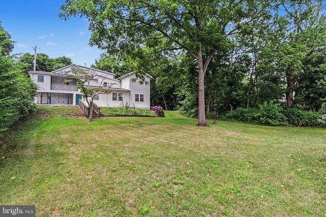 11 MORGAN ST, Duncannon, PA 17020