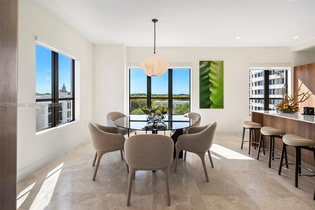 701 Valencia Avenue 403, Coral Gables, FL 33134