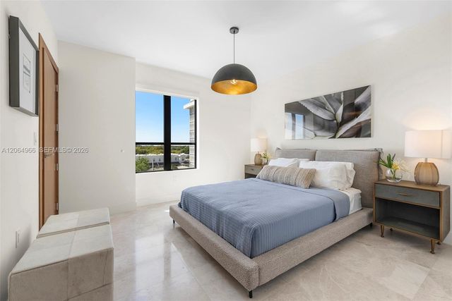 701 Valencia Avenue 403, Coral Gables, FL 33134
