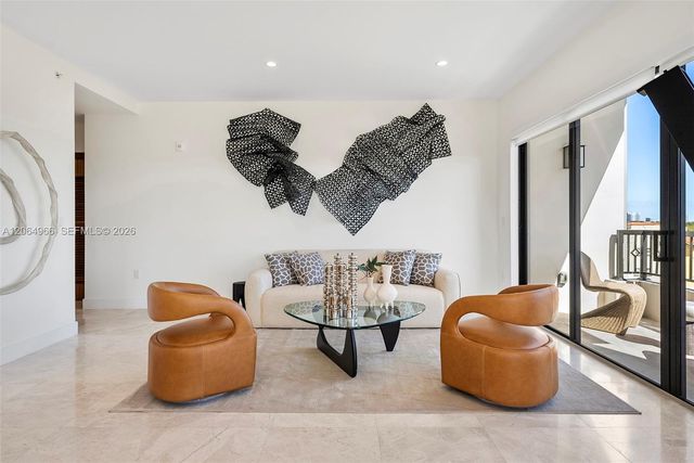 701 Valencia Avenue 403, Coral Gables, FL 33134