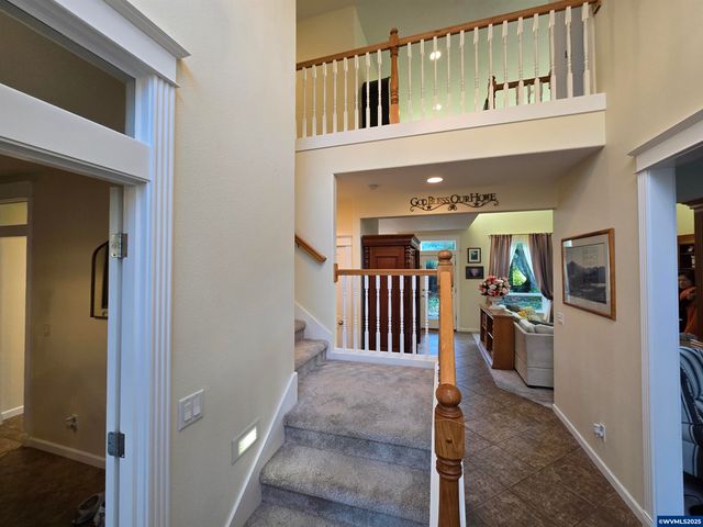 2354 Bluebell Av SE, Salem, OR 97306