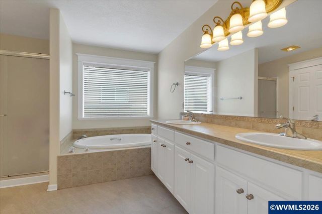 2354 Bluebell Av SE, Salem, OR 97306