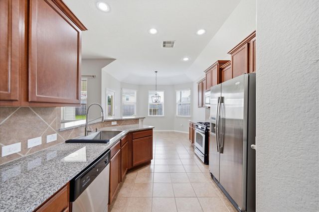 4207 Canterbury Park Lane, Pearland, TX 77584