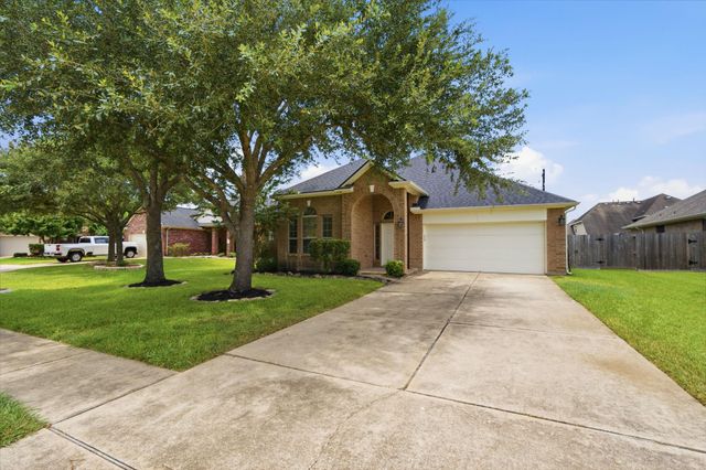 4207 Canterbury Park Lane, Pearland, TX 77584