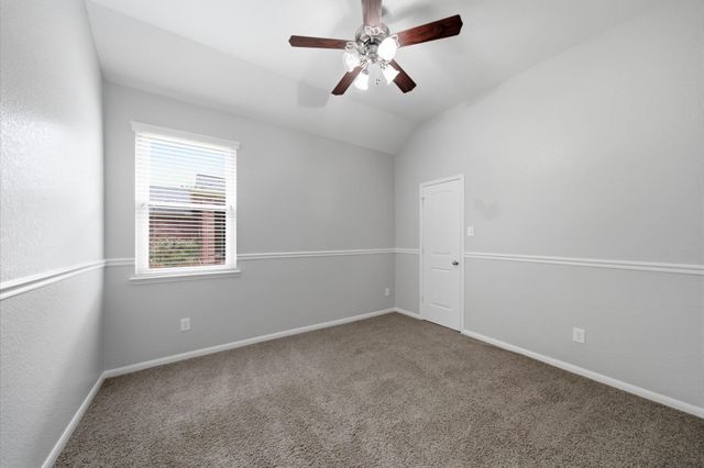 4207 Canterbury Park Lane, Pearland, TX 77584