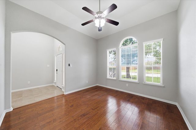4207 Canterbury Park Lane, Pearland, TX 77584