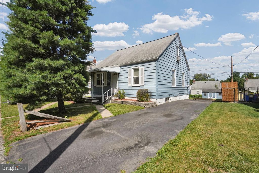 813 N ADAMS ST, Pottstown, PA 19464