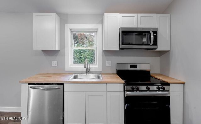 1226 Ohio Ave, Knoxville, TN 37921