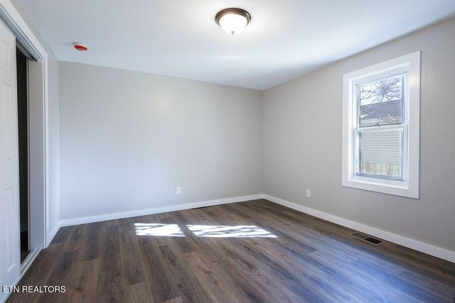 1226 Ohio Ave, Knoxville, TN 37921