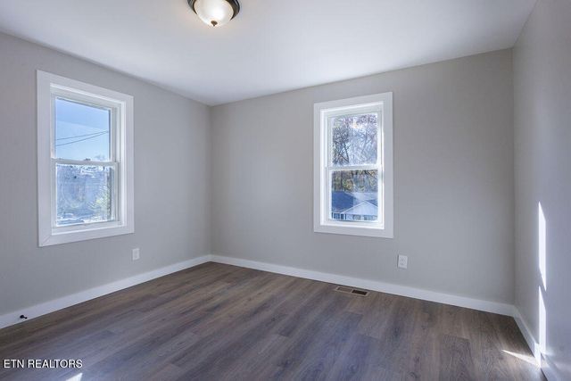 1226 Ohio Ave, Knoxville, TN 37921