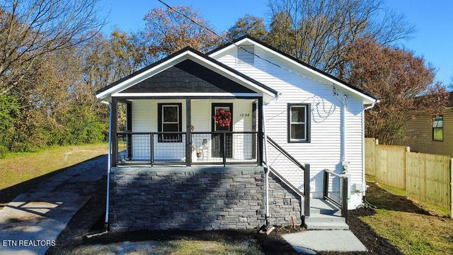 1226 Ohio Ave, Knoxville, TN 37921