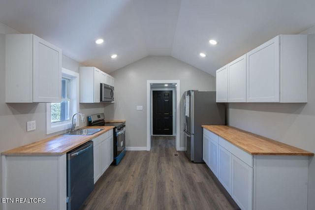 1226 Ohio Ave, Knoxville, TN 37921