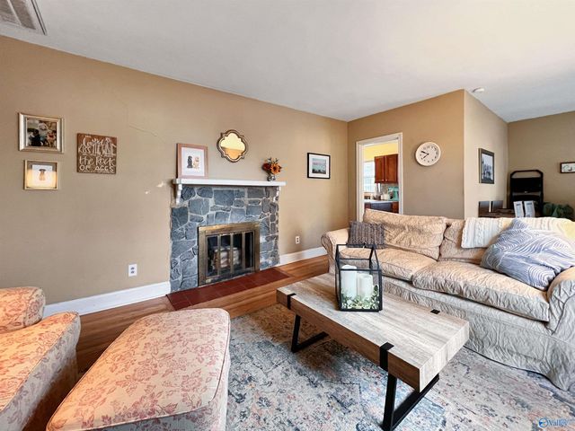 2721 SW Hastings Road, Huntsville, AL 35801