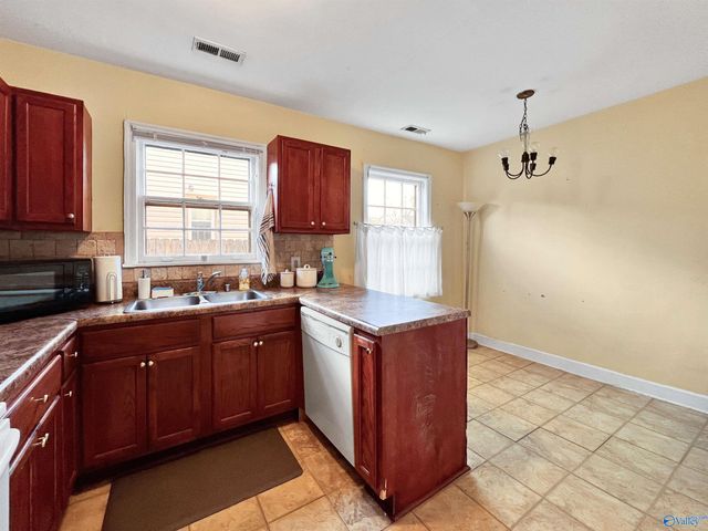 2721 SW Hastings Road, Huntsville, AL 35801