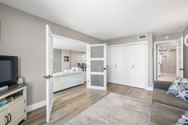 400 ISLAND WAY 504, Clearwater Beach, FL 33767