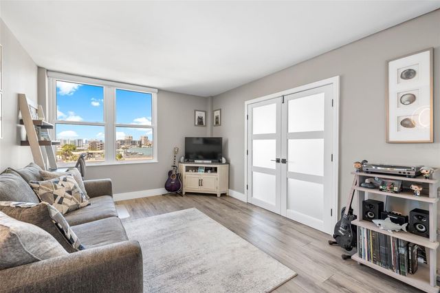 400 ISLAND WAY 504, Clearwater Beach, FL 33767
