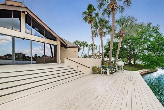 400 ISLAND WAY 504, Clearwater Beach, FL 33767