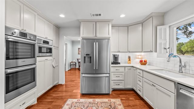 5222 N Braeswood Boulevard, Houston, TX 77096