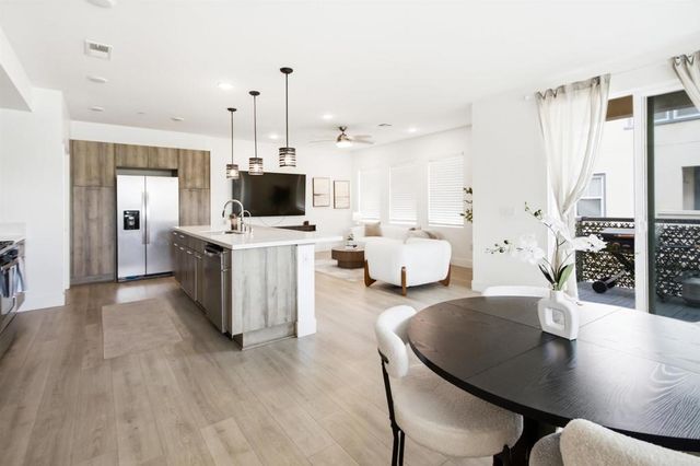 5200 Beachside Lane 122, San Diego, CA 92154
