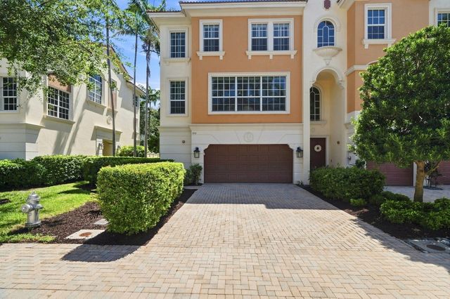 5550 NE Trieste Terrace, Boca Raton, FL 33487