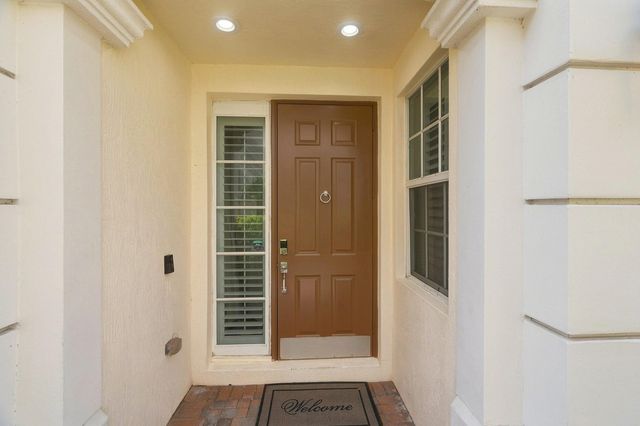 5550 NE Trieste Terrace, Boca Raton, FL 33487