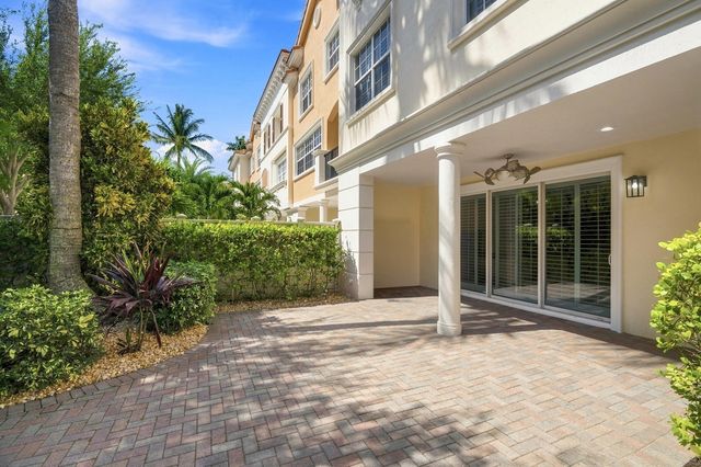 5550 NE Trieste Terrace, Boca Raton, FL 33487