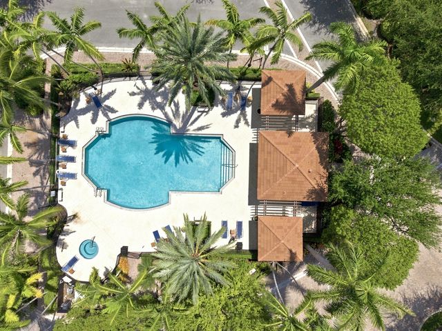 5550 NE Trieste Terrace, Boca Raton, FL 33487