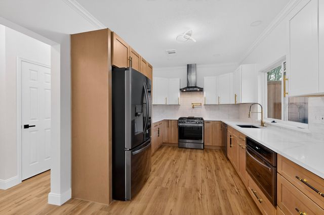 1404 Meadowbrook Drive, Mckinney, TX 75069