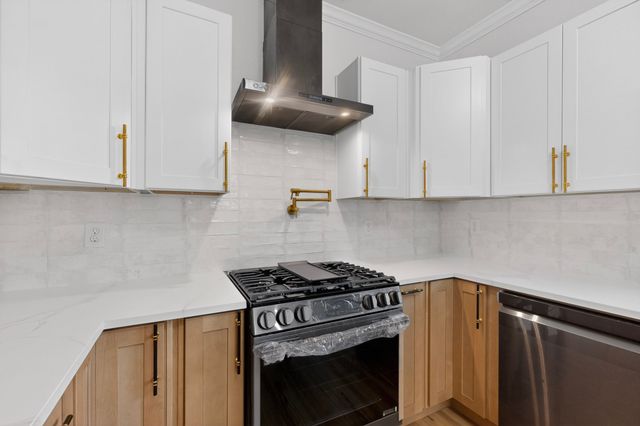 1404 Meadowbrook Drive, Mckinney, TX 75069