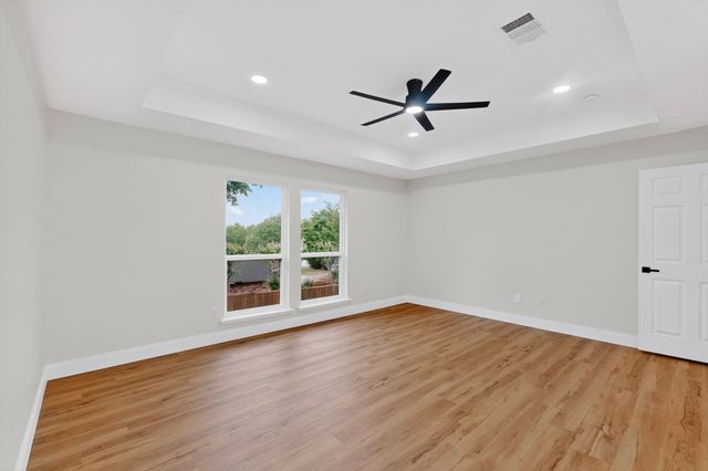 1404 Meadowbrook Drive, Mckinney, TX 75069