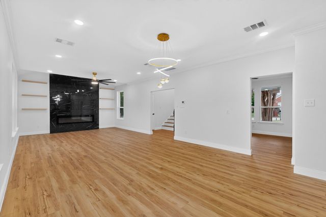 1404 Meadowbrook Drive, Mckinney, TX 75069