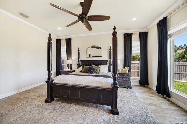 14 CANARIO LN, Boerne, TX 78006