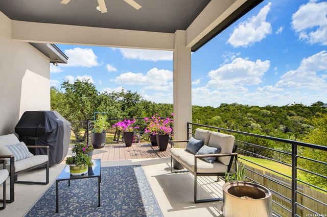 14 CANARIO LN, Boerne, TX 78006