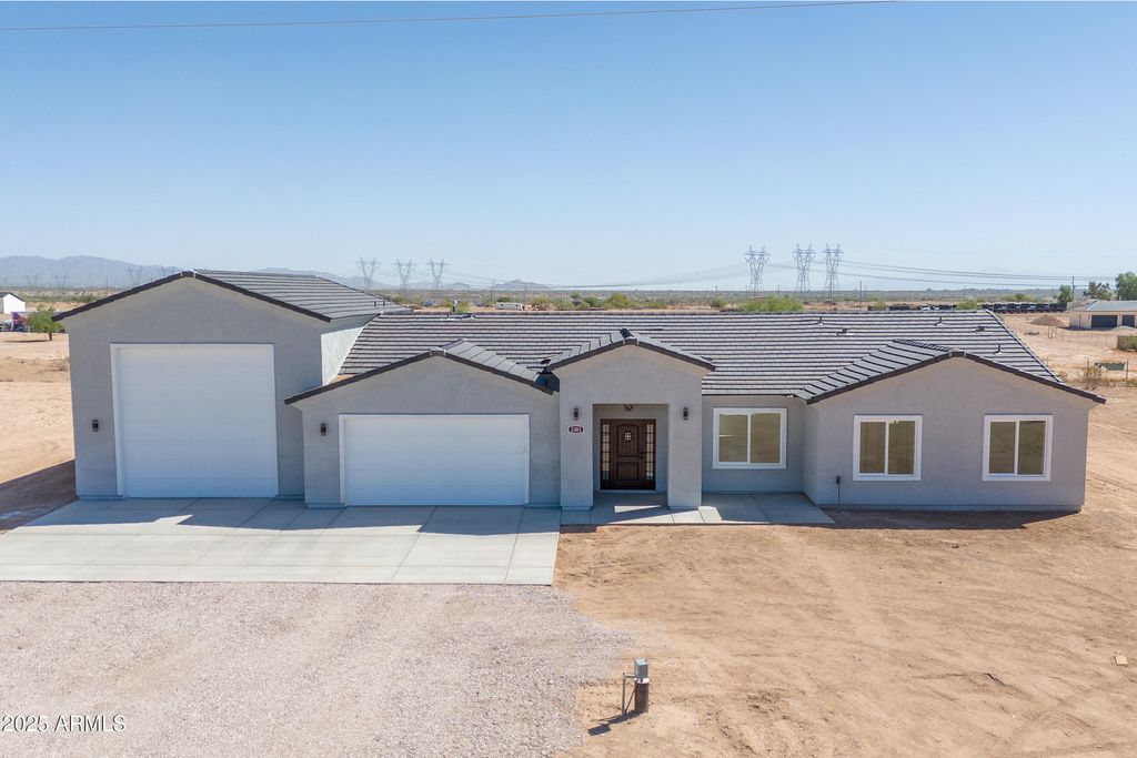 2303 S 337TH Avenue, Tonopah, AZ 85354